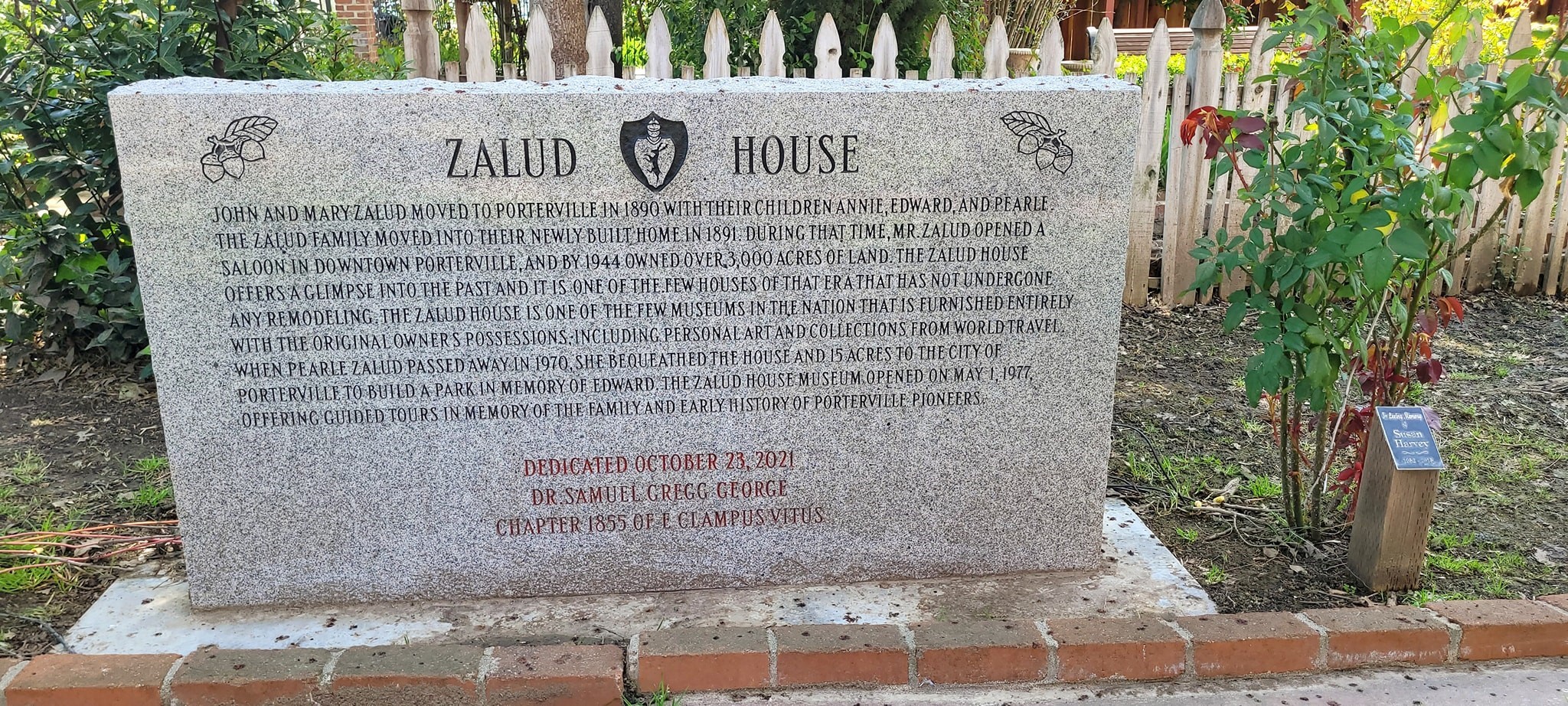Zalud House